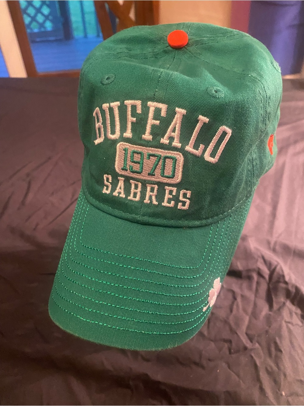 New Era Buffalo Sabres 1970 Throwback 9TWENTY St Patrick’s green Strapback Hat